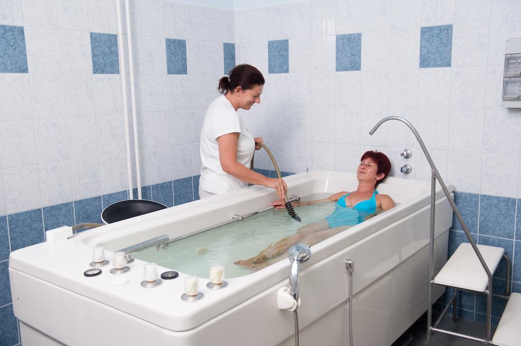 Hotel Nagyerdo Debrecen Luaran gambar